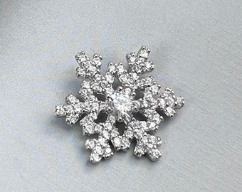 Sterling Silver Snowflake Pendant with Cubic Zirconia Crystals, 21mm