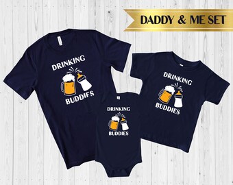 Camisa dos amigos de bebida - Camisas papai e eu - Camisa do dia dos pais - Presente do dia dos pais - Camisa do papai - Pai e filho - pai e filha