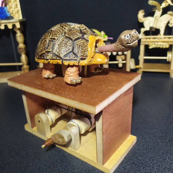 GALAPAGO TURTLE AUTOMATA