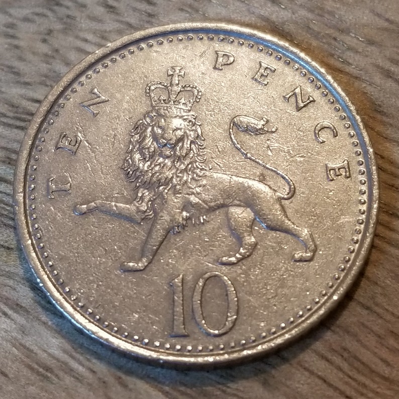 Plus 3 Bonus UK Coins Medium Size 1992 UK 10 Pence Coin