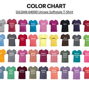 K&ouml;nnte beinhalten: Farbkarte mit 36 verschiedenen T-Shirt-Farben, die im Gildan 64000 Unisex Softstyle T-Shirt erh&auml;ltlich sind. Die Farben sind in Reihen und Spalten angeordnet, wobei jede Farbe durch ein kleines Bild eines T-Shirts dargestellt wird.
