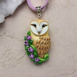 Owl jewelry Pendant with barn owl Bird necklace Nature jewelry with raptor bird Witch owl pendant Forest jewelry Amulet Totem