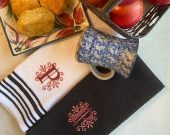 Monogrammed Embroidered Kitchen Hand Towel, Embroidered Hand Towel,  Custom Embroidered Towel, Hand Towels Made to Order