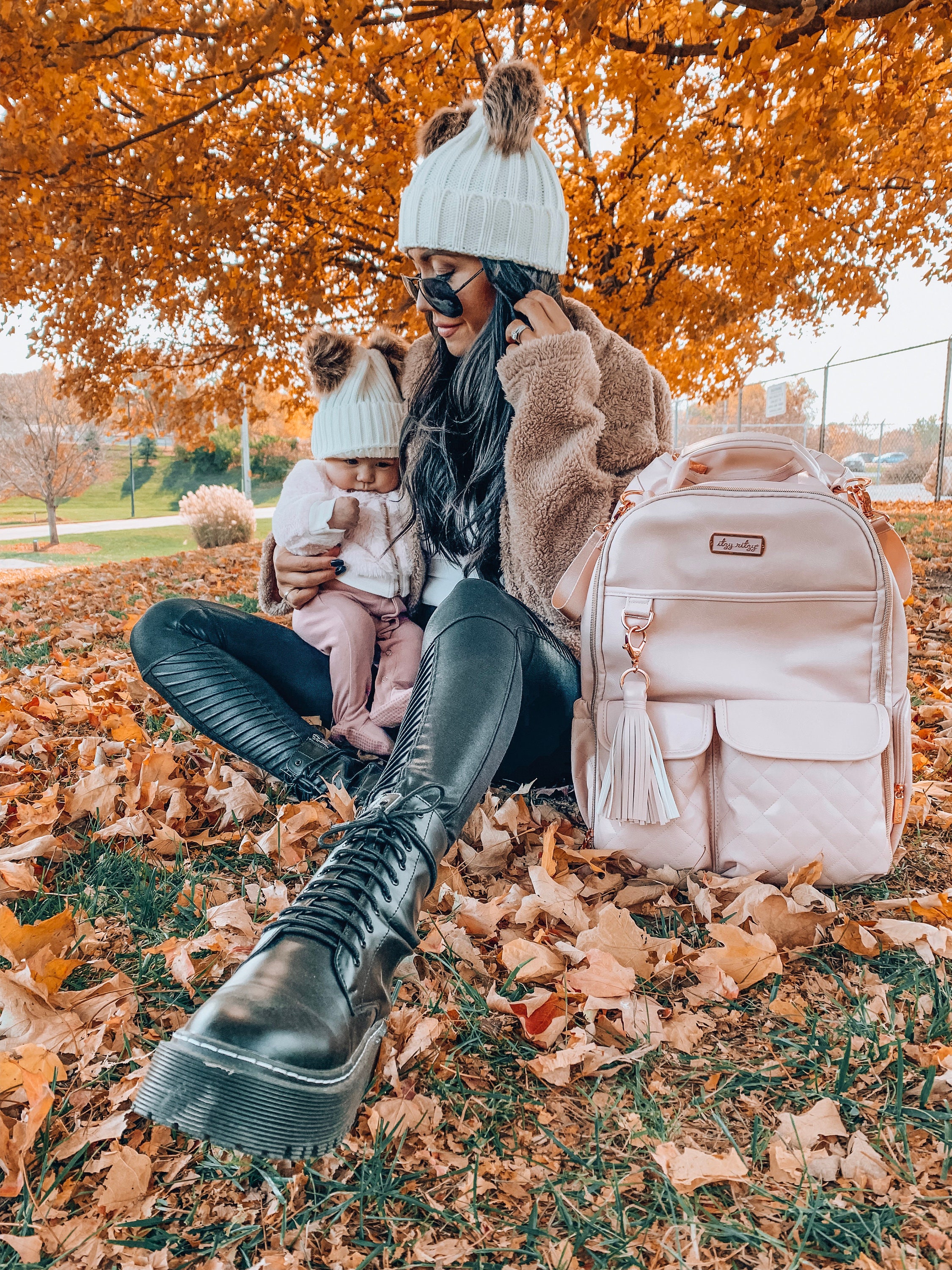 itzy ritzy boss backpack blush