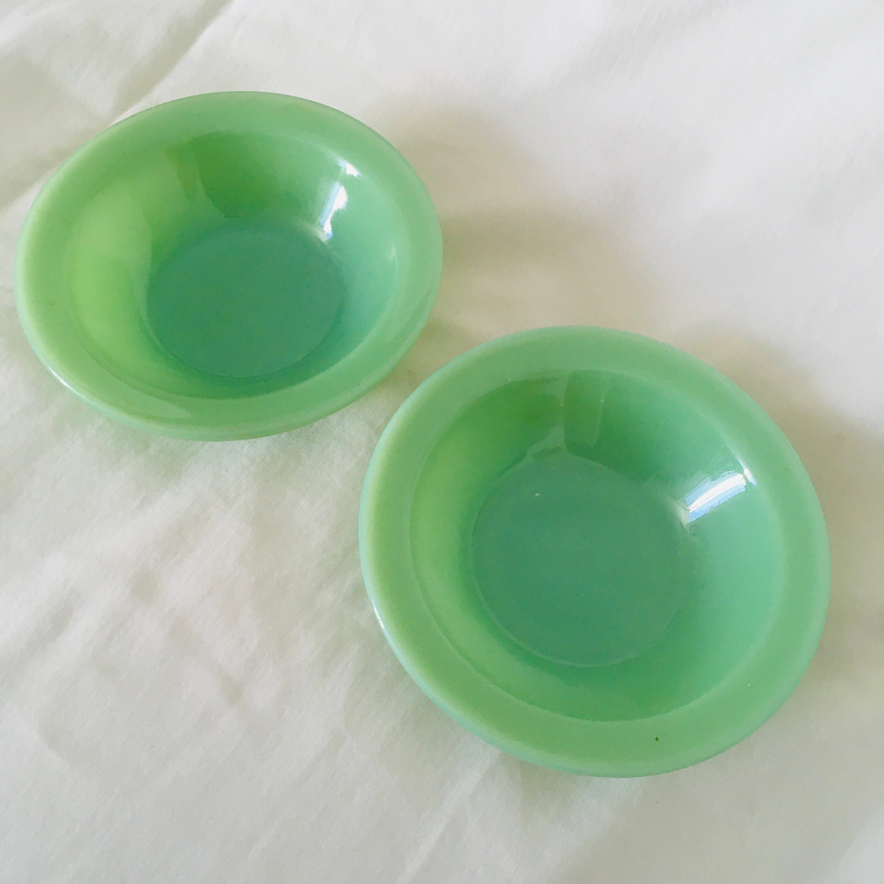 Set of 2 vintage jadeite bowls MidCentury restaurant ware Etsy