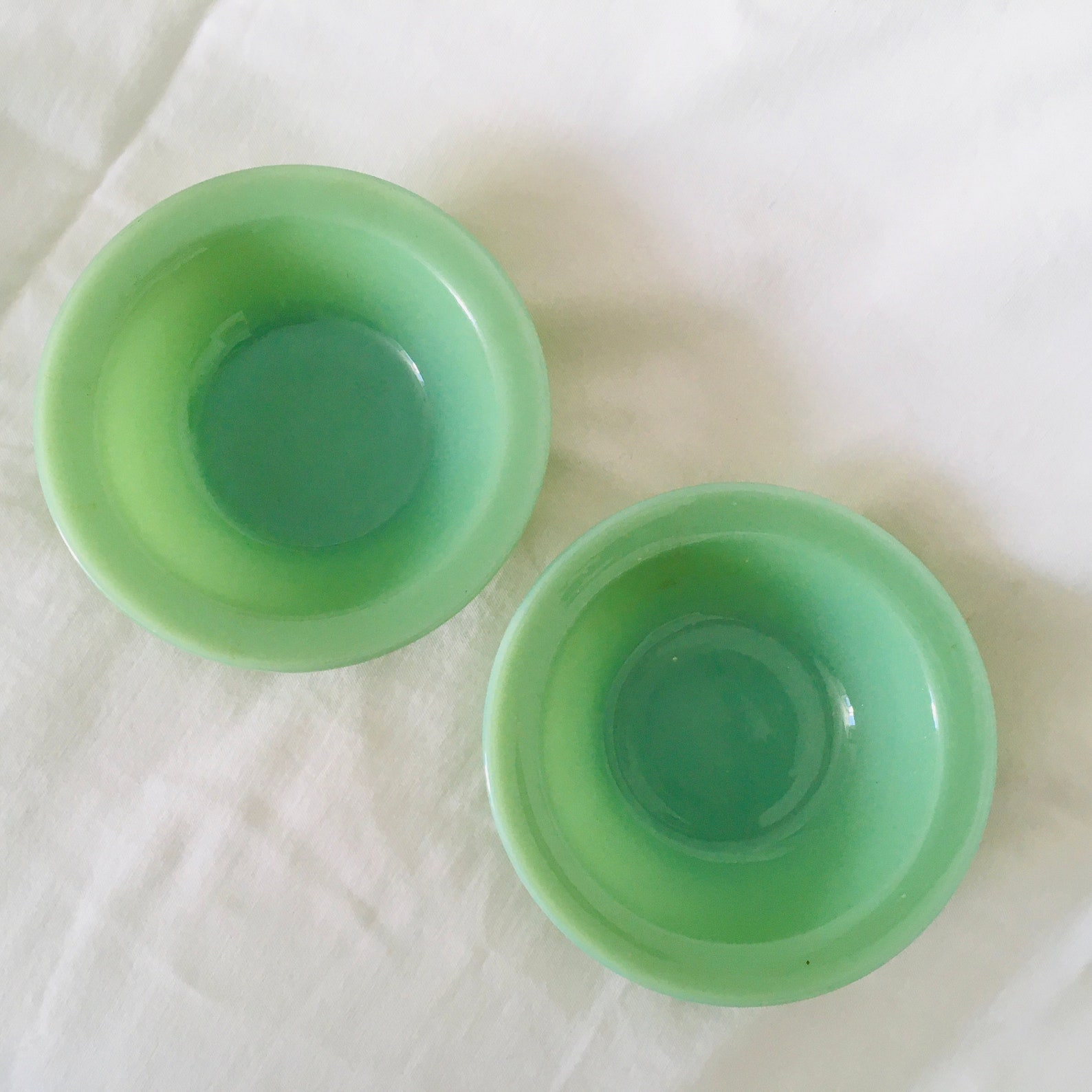 Set of 2 vintage jadeite bowls MidCentury restaurant ware Etsy