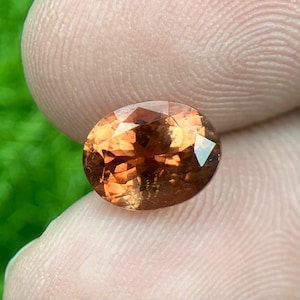 Sunstone - 2.04 Cts | Orange  | Oval Portuguese cut | Oregon | couture Collection | Season sales