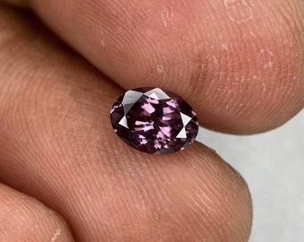 Color change garnet - 1 Cts | purple  | Oval Stepcut | Tanzania | Dazzling Collection | Easter Sale