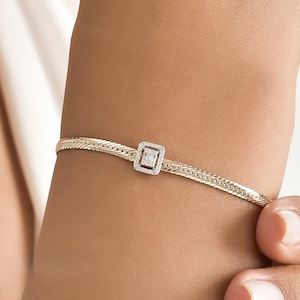 14k Gold Mini Baguette Diamond Bracelet – Dainty Delicate Fine Jewelry – Minimalist Stackable Gold Chain Gift for Women