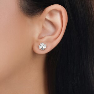 14k Gold Clover Diamond Helix Earring • Dainty Cartilage Piercing • Natural Diamond Ear Stud • Lucky 4-Leaf Gold Upper Ear Jewelry