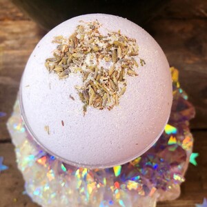 Crystal Ball ~ Lavender Bath Bombs,Bath Bomb,Easter,Gift for her,Soak,Ritual Bath,Bath Fizzies,Bath Fizz,Birthday Gift,Apothecary,Witchcraft