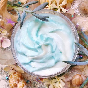 Femme De La Mer ~ Loção Corporal Sea Mist Blossom, Cuidados com a Pele Feitos à Mão, Creme Corporal, Suflê Corporal, Cuidados com o Corpo, Creme para as Mãos, Loção Batida, Boticário