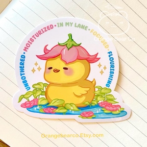 Ungestört, befeuchtet, auf meiner Spur, konzentriert, blühende Enten-Meme-Aufkleber Blumen-Hut-Enten-niedlicher Karikatur-heilsamer guter Vibes-Baby-Küken