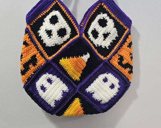 Halloween granny square shoulder bag