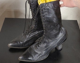 antique boots