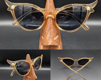 Beige yellow natural toned double tip cat eye sunglasses 1950s retro rockabilly pin-up UV400