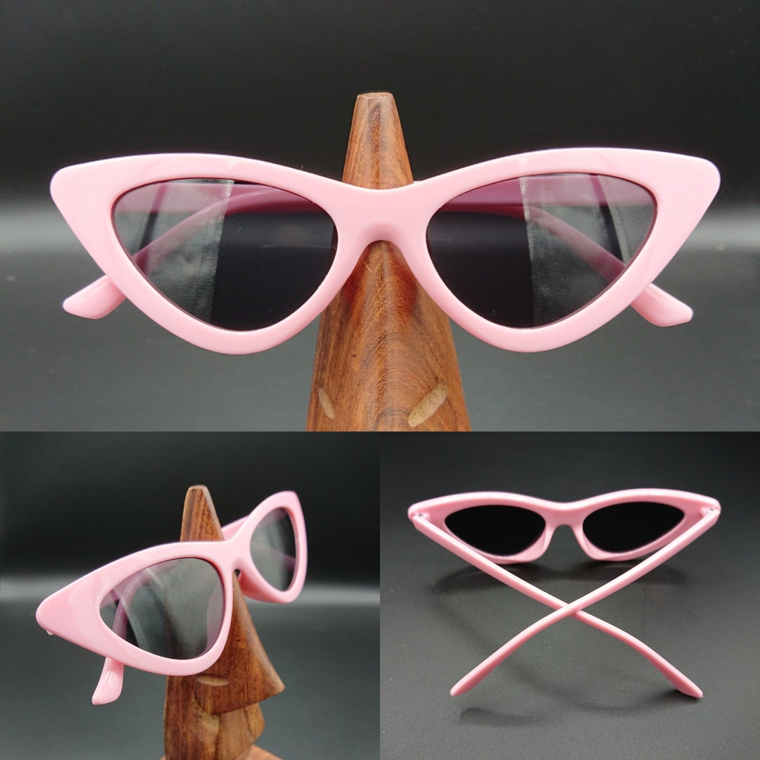 Vintage l 50s Pink Novelty Kitsch Barbie Rockabilly Pinup Girl Cateye Sunglasses Vintage l 50s Pink Novelty Kitsch Barbie Rockabilly Pinup  main image 3
