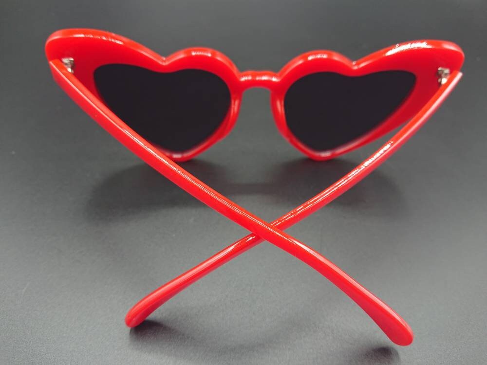 4 Occhiali Da Sole Vintage A Forma Di Cuore, Bianchi, Per Addio Al Nubilato E Feste - Lenti UV400, Set Identici