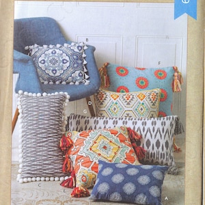Uncut kwik Sewing Pattern 4349 pillows FF