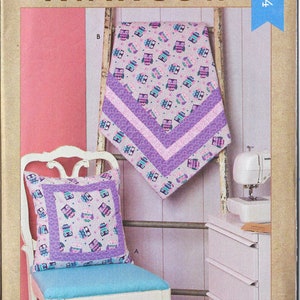 Uncut kwik Sewing Pattern 4354 quilted blanket and pillow FF