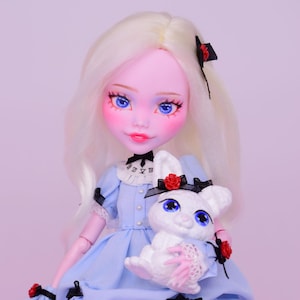 Monster High Alice in Wonderland Custom Doll