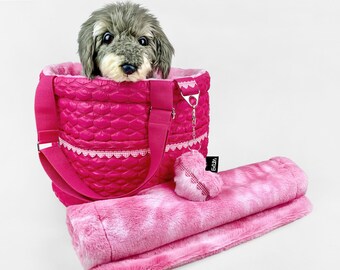 Pink dog carrier travel bag, luxury pet carrier handbag, puppy purse with blanket