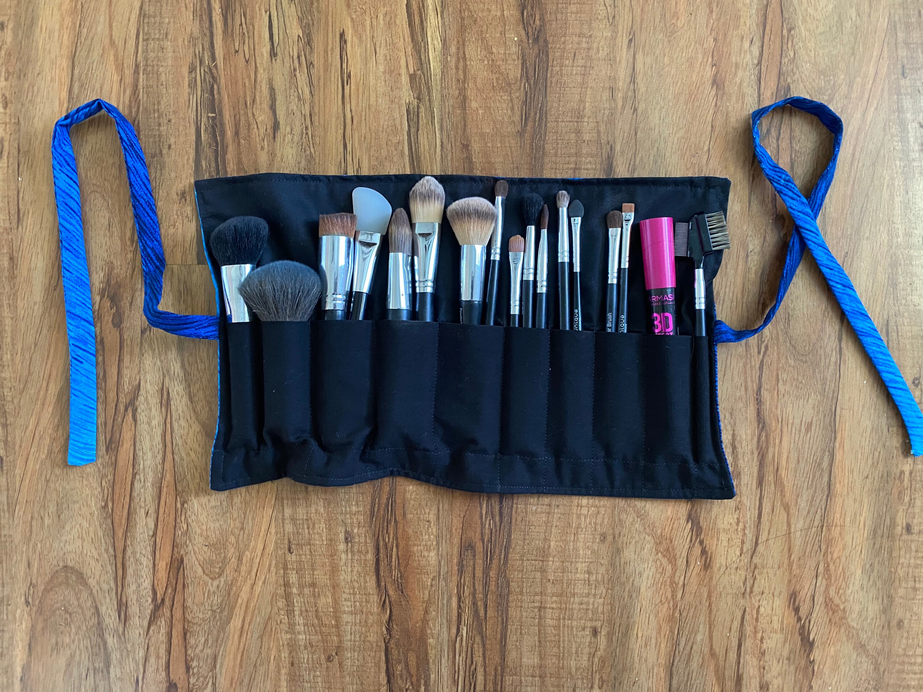 travel makeup brush roll