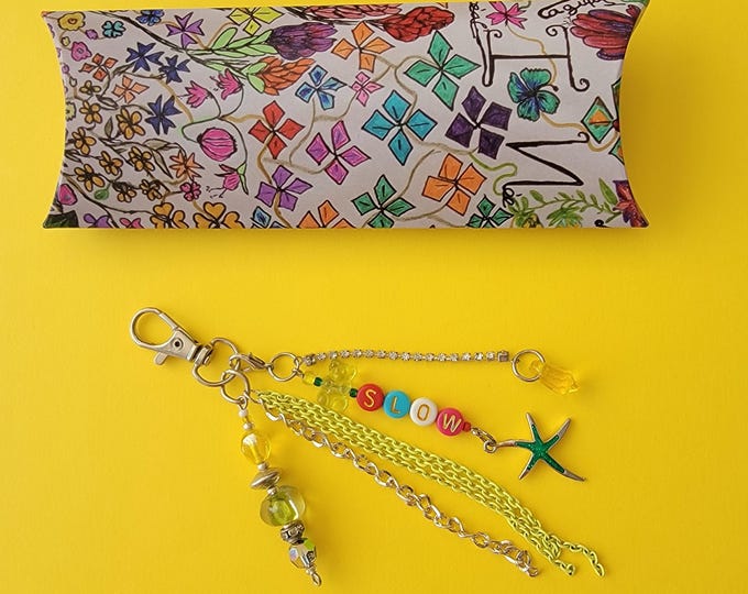 Charm bag jewel in fancy pearls, letter pearls, rhinestone chain, starfish charm, handmade teddy bear pearl, unique piece in France