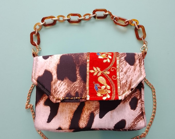 Handmade panther print fabric handbag, a unique, handcrafted and original creation from France.