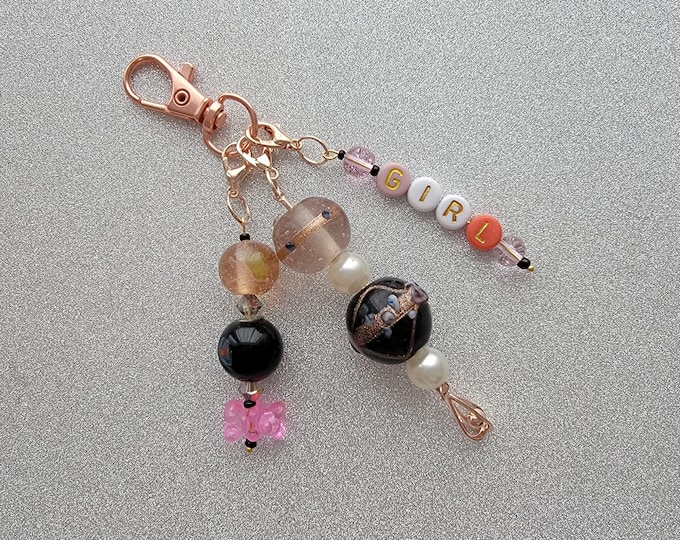 Charm bag charm key ring in fancy glass beads, teddy bear beads, letter beads, rose gold carabiner, handmade, unique piece in France