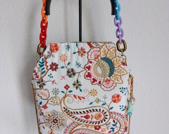 Embroidered Indian fabric bag with beaded bag charm, unique piece, handcrafted in France.