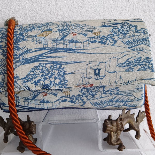 Sac à main ou bandoulière en tissu soie vintage japonaise et soie ameublement texturée haut de gamme cordon et perles