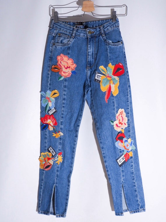 Vintage Boyfriend Jeans with Patchwork