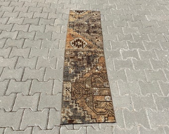 turkish rug,1'5x5'2 feet,oushak rug,anatolian rug,small rug,turkish runner,entry rug,narrow runner,short runner,turkey rug,vintage rug,