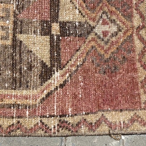 Oushak rug,1'5x2'8 feet,turkish rug,anatolian rug,muted rug,turkish small rug,entyr ug,vintage rug,area wool rug,doormat rug,antique shops rug