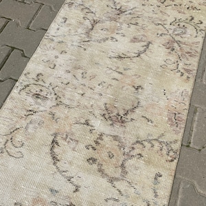 2'2x6'1 feet,oushak runner,runner rug,turkish runner,turkish rug,oushak rug,anatolian rug,muted rug,faded rug,antique rug,corridor runner