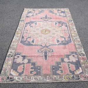 Turks tapijt 4 x 8 handgemaakt roze tapijt, 4'0 x 8'9 voet, oushak-tapijt uniek tapijt gedempt tapijt, antiek tapijt, neutraal vintage tapijt, handgeknoopt tapijt, wollen tapijt