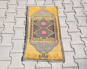 turkish rug,1&#39;4x3&#39;2 feet,oushak rug,anatolian rug,turkey rug,small rug,turkish small rug,doormat rug,entry rug,area wool rug,entry rug,