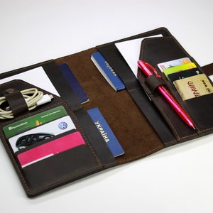 Personalised Leather Travel Wallet, Family passport holder,Leather travel wallet
