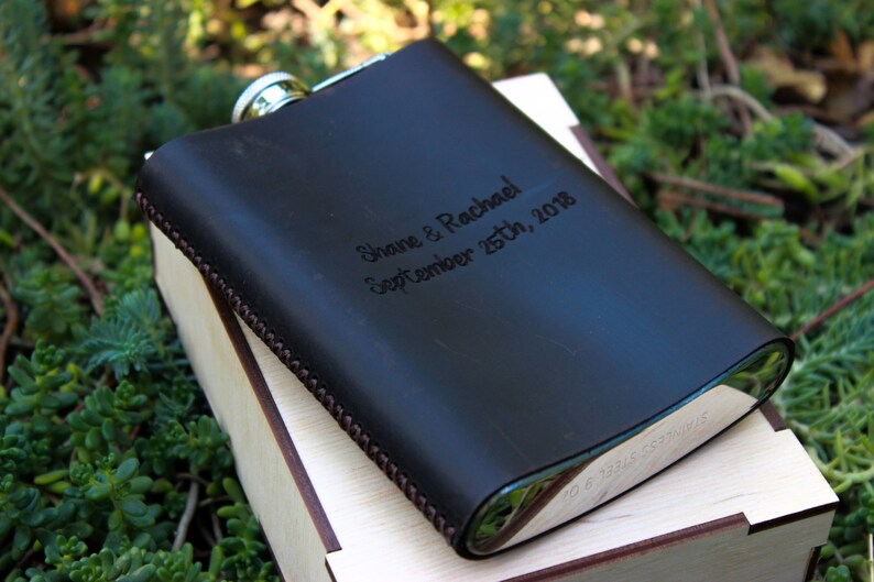 Bear paw flask,9oz,custom paw Flask,Leather Wrapped Flask,Groomsman Gift,Personalized Flask,Engraved Steel Flask,Wedding Flask gift