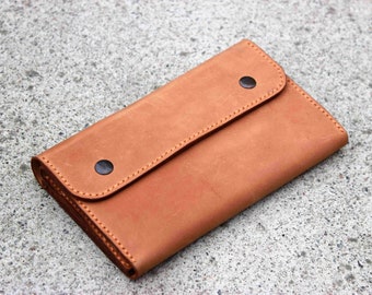 Family passport holder/Leather travel wallet/Monogramed Leather travel wallet/4, 6,8, passport holder