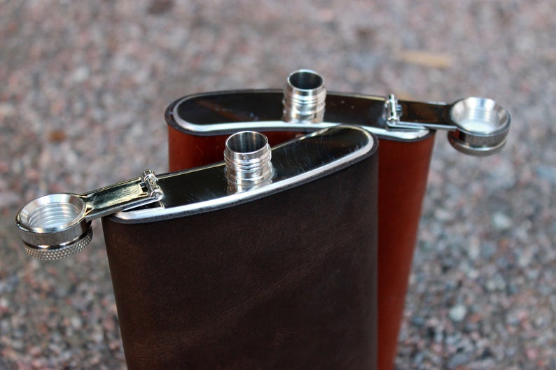 Bear paw flask,9oz,custom paw Flask,Leather Wrapped Flask,Groomsman Gift,Personalized Flask,Engraved Steel Flask,Wedding Flask gift