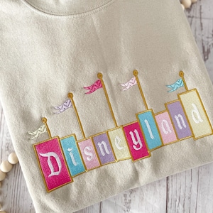 Dland Besticktes Rundhals-Sweatshirt - Sand