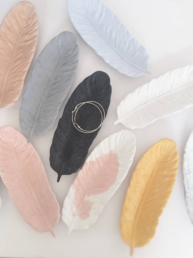 FEATHER Concrete Tray | CLEARANCE | Beautiful Feather Trinket Dish | Matte Concrete Feather Jewellery Display | Lifestyle Photography Prop