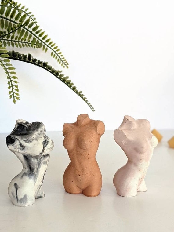ヴィーナス コンクリートボディ像 8 cm | 35色 | 裸の女性像像