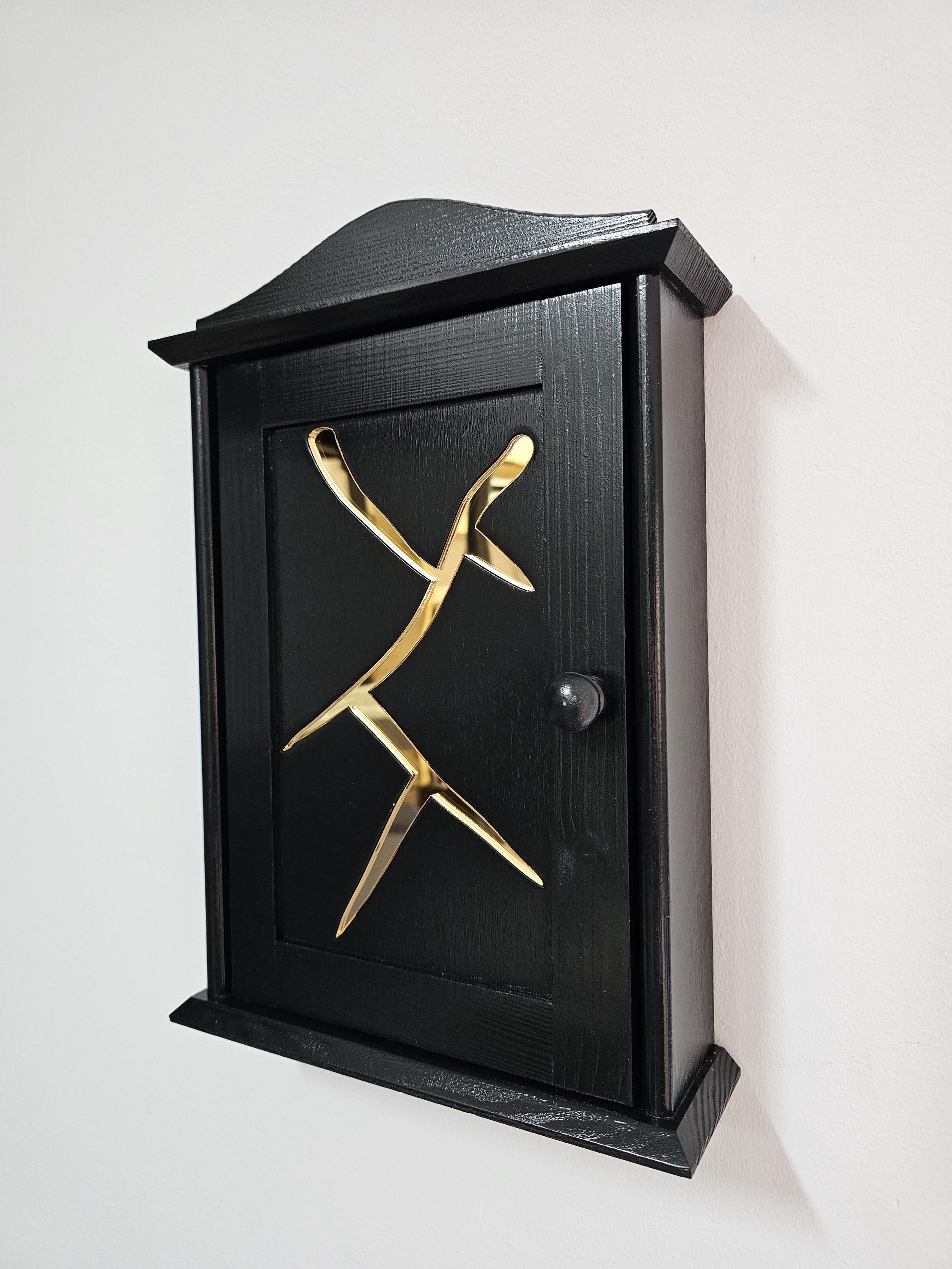 Wooden Key Box With Gold Detail - Wall Mounted Key Holder - Etsy UK