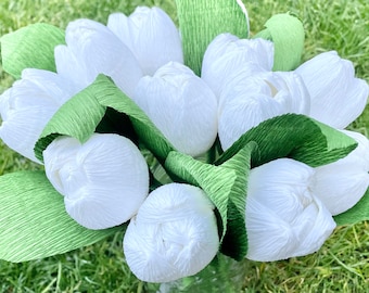 White Crepe Paper Tulip Bouquet, Paper Flower Arrangement, Crepe Paper Flowers, Happy Mother’s Day Bouquet. (12 Stems)