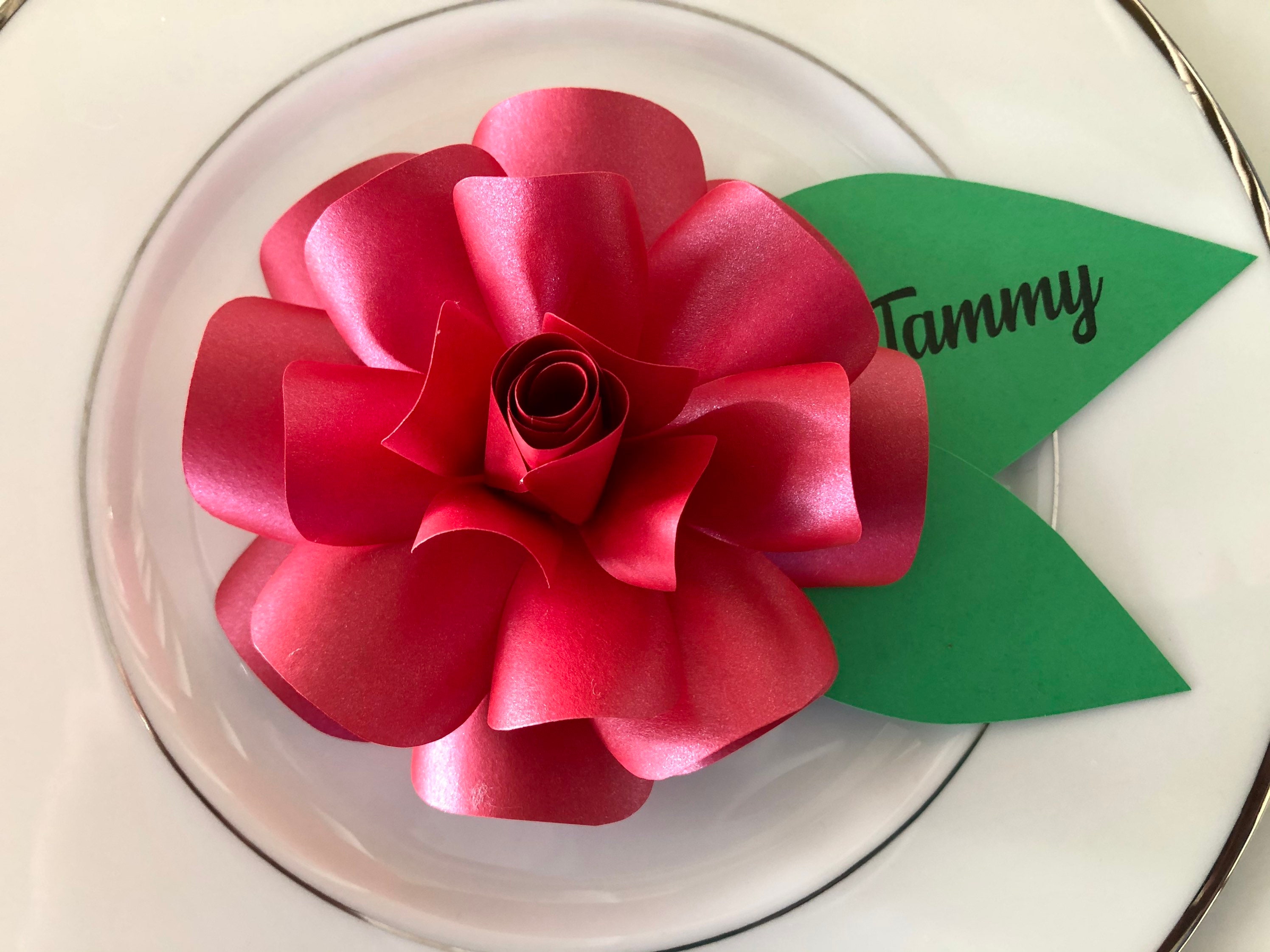 Red and White Christmas Place Cards Rose Name Cards Flower ... Red and White Christmas Place Cards Rose Name Cards Flower ...