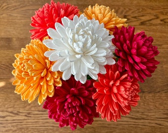 Crepe Paper Mum Bouquet, Crepe Paper Fall Flowers, Aster Flower, Happy Thanksgiving Bouquet. (7 Flowers).