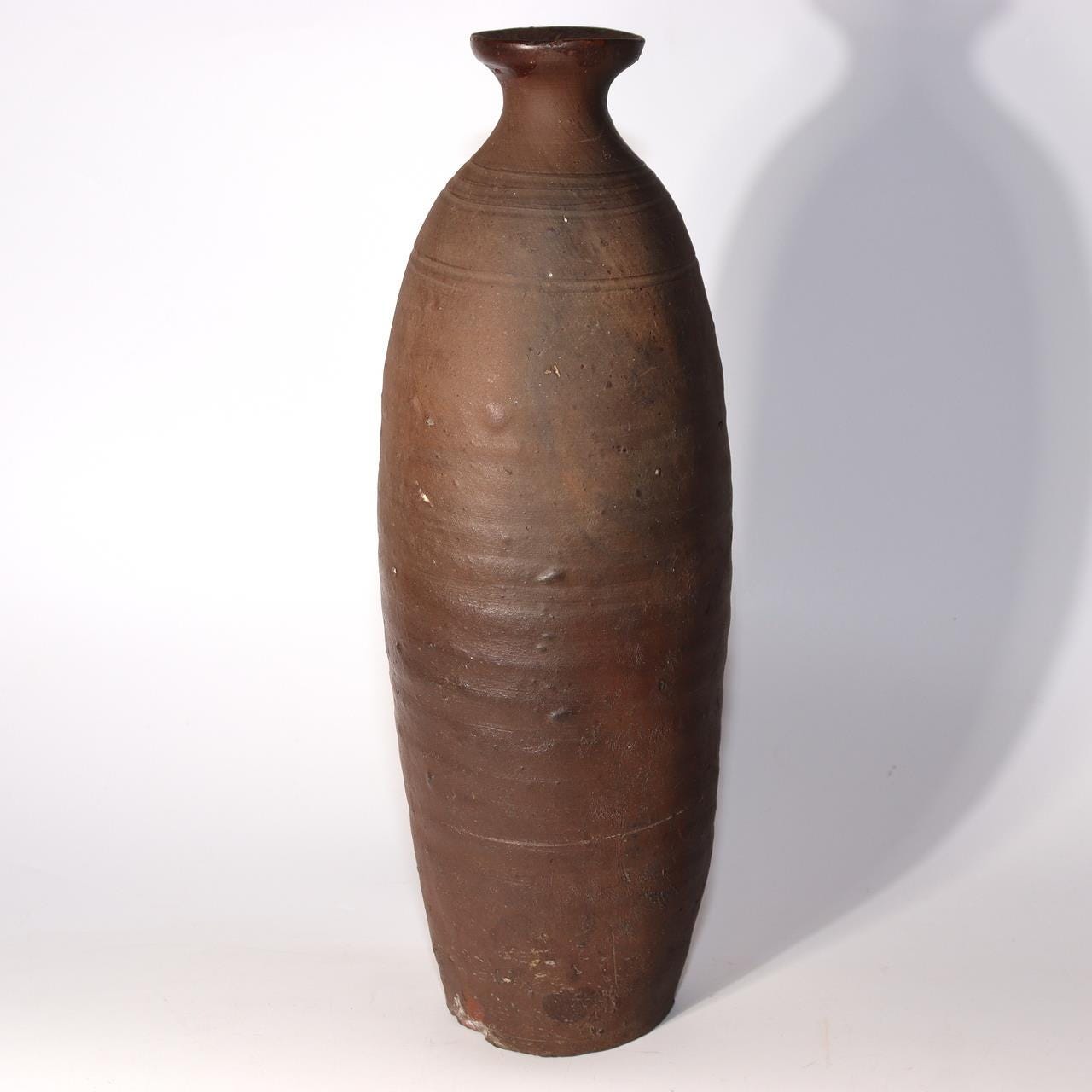 壺屋焼 焼き締め 鬼の腕形徳利又は壺・花瓶（琉球・壺屋） 鬼の